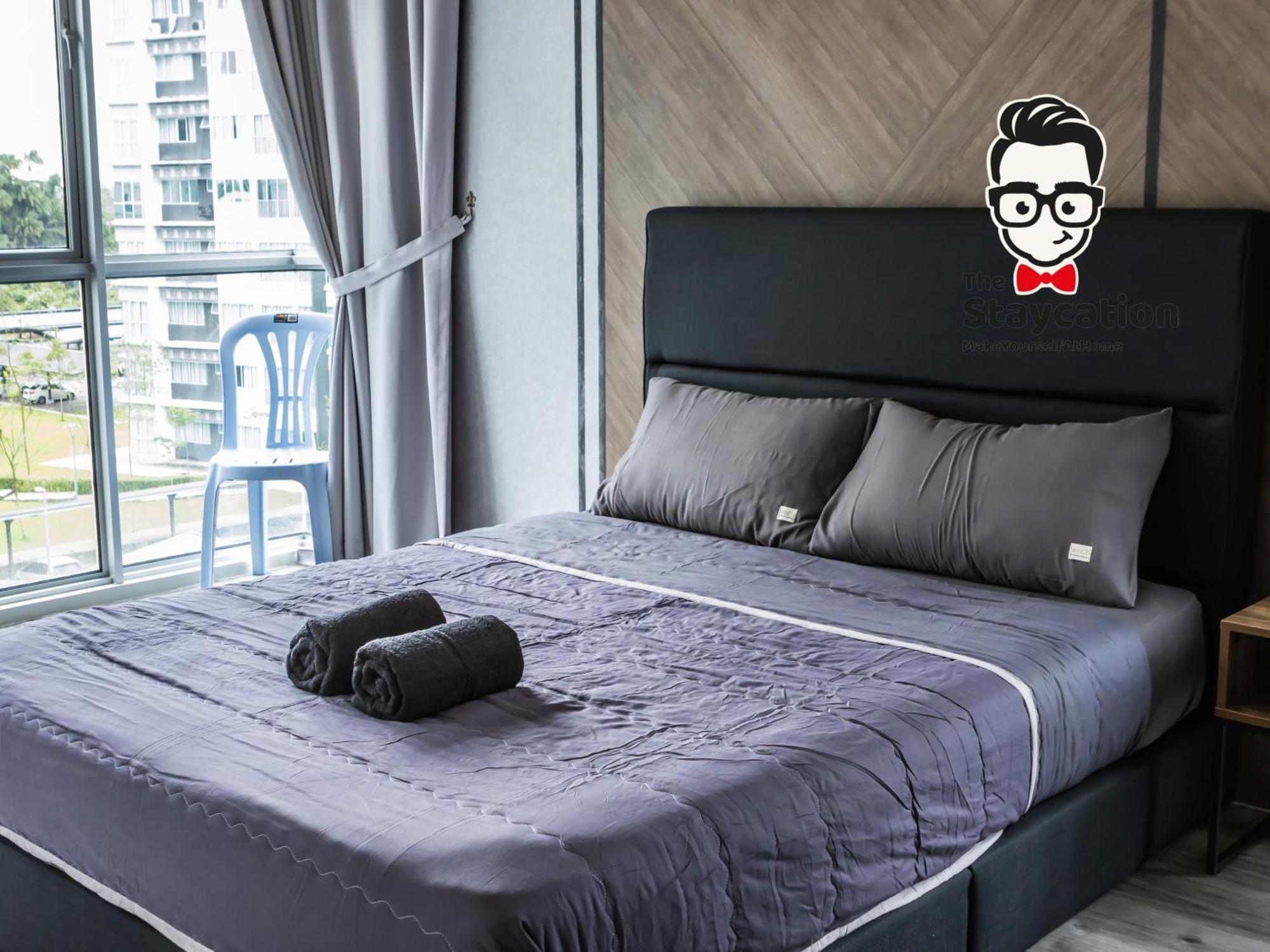Liberty Grove Near Airport By Staycation Apartment Kuching