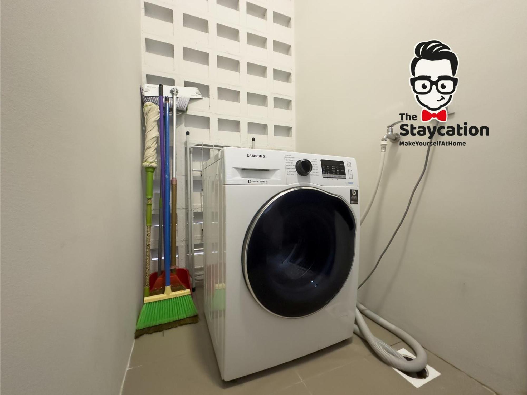 Apartment Liberty Grove Near Airport By Staycation